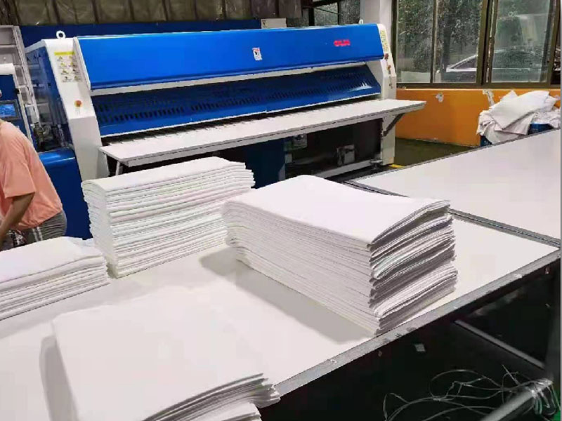 遂宁高速熨烫机-01